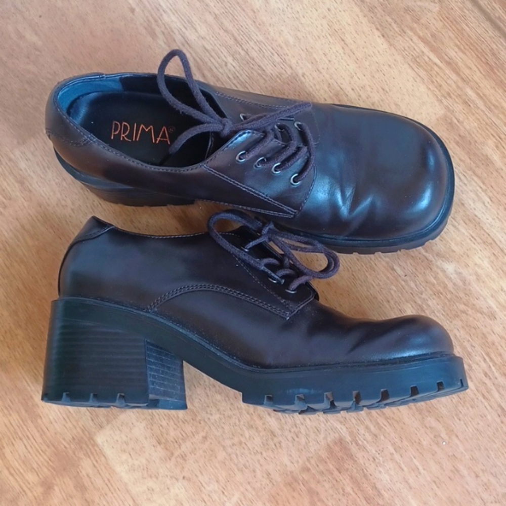 Vintage Prima Chunky heel shoes size 8.5 brown y2k style